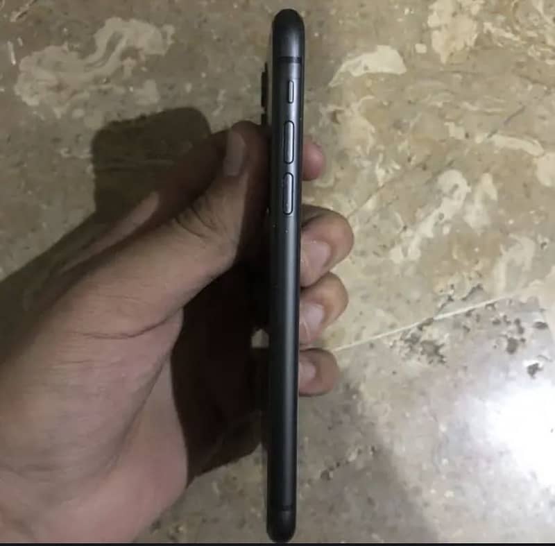 Iphone 11 4