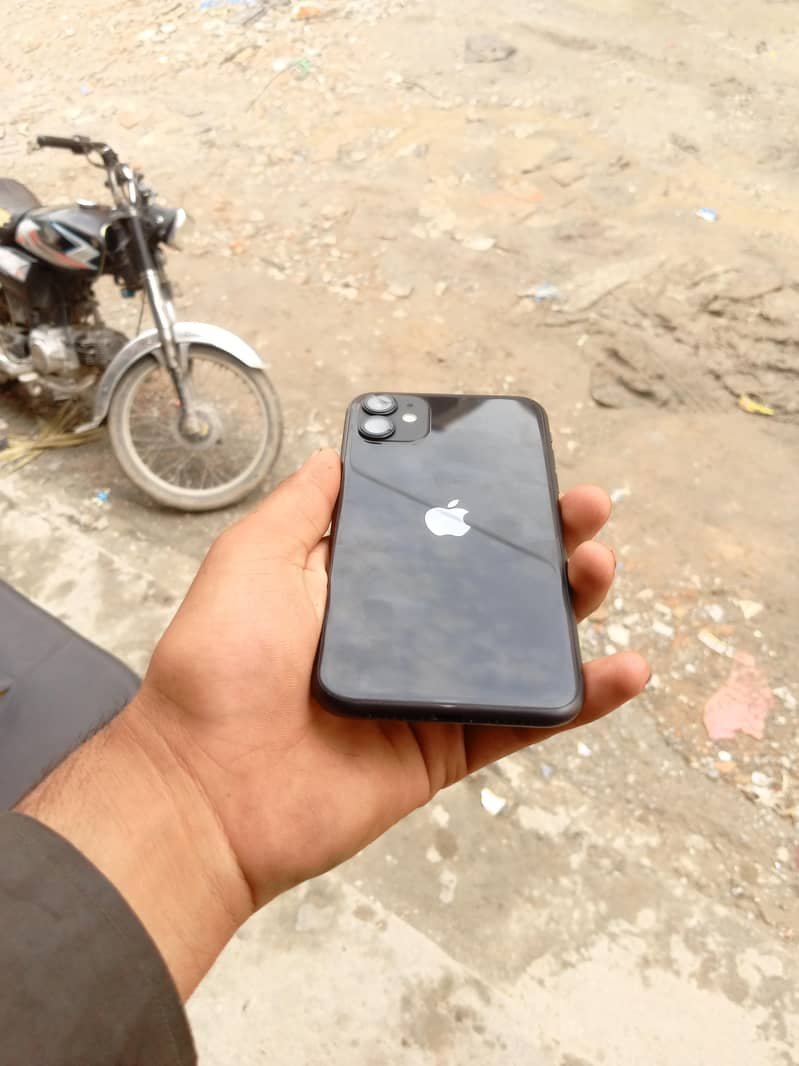 Apple iPhone 11 5