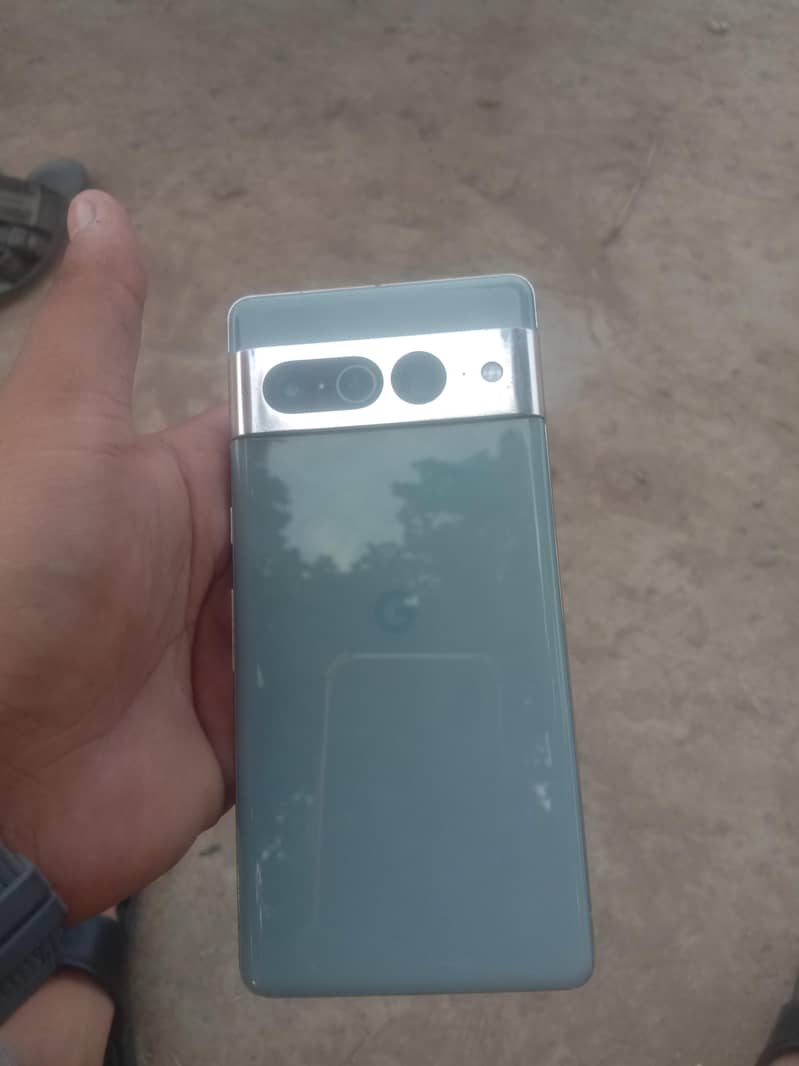 Google Pixel 7 Pro 4