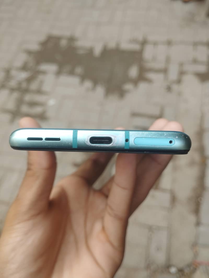 One Plus 8T 5