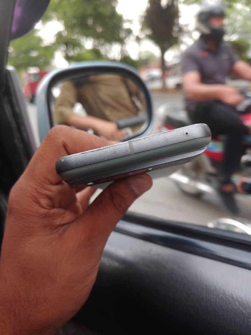 Google Pixel 8 3