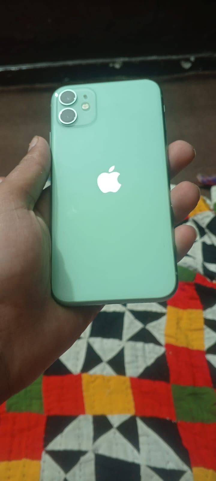 Apple iPhone 11 0
