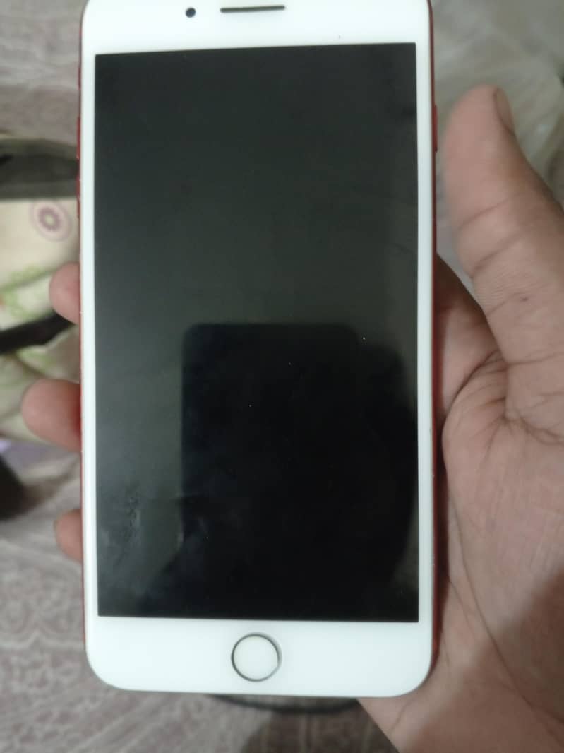 Apple iPhone 7 Plus 0