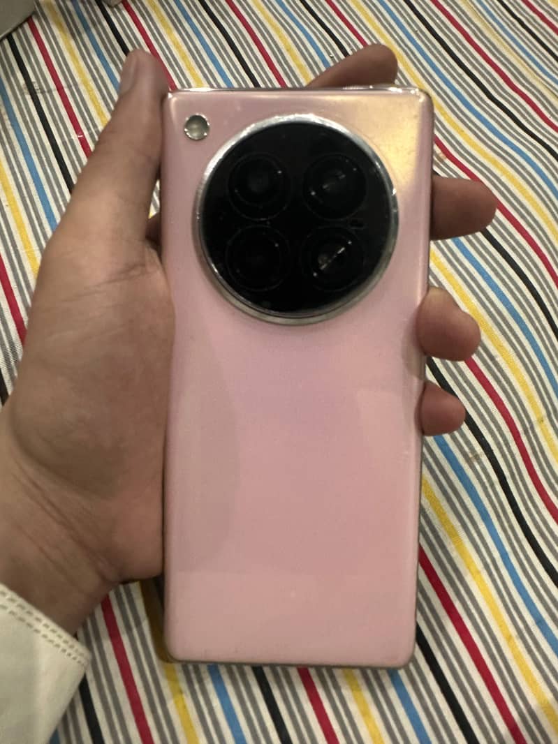 Infinix Zero 40 1