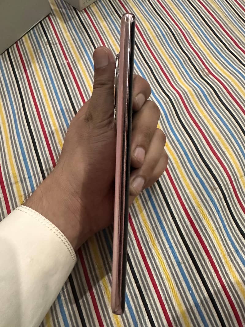 Infinix Zero 40 6