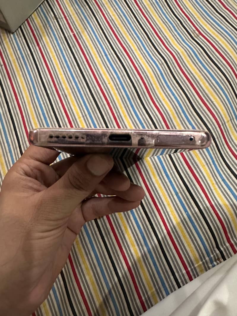 Infinix Zero 40 7