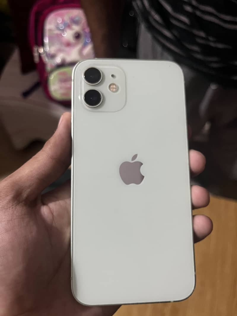 Apple iPhone 12 0