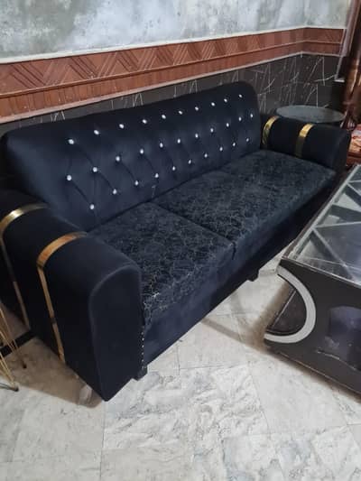 6 Seater Sofaset, only 3 months use