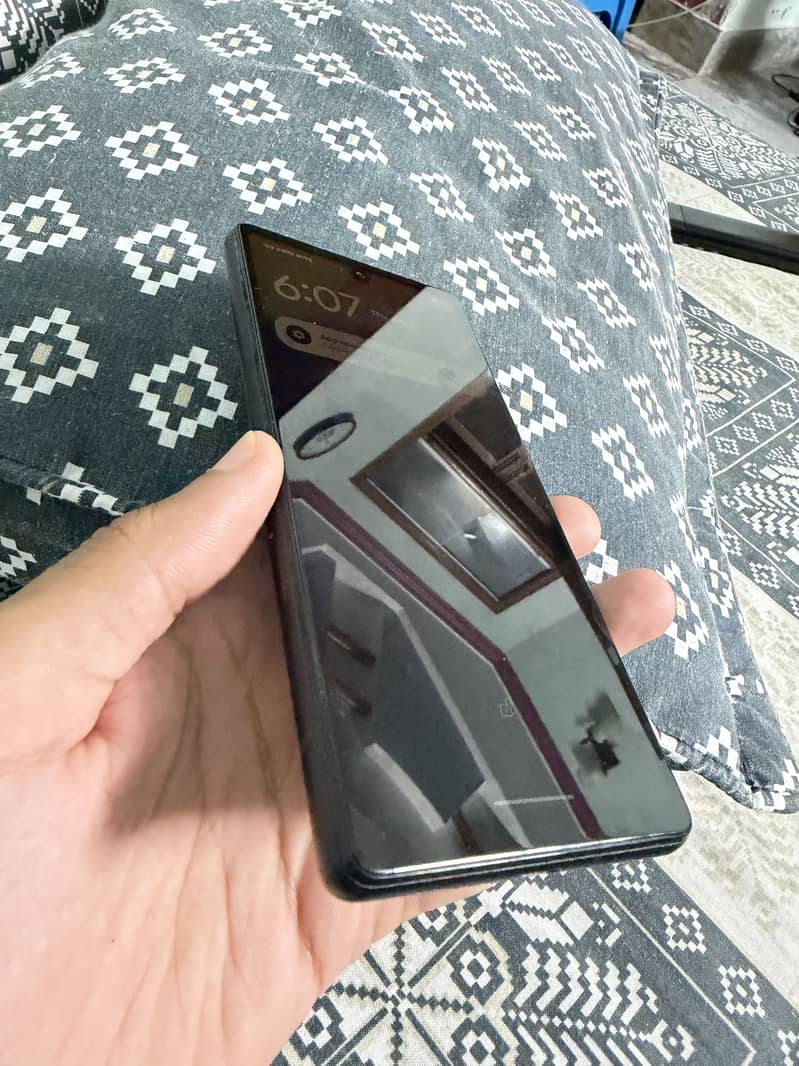 Pixel 6a 1