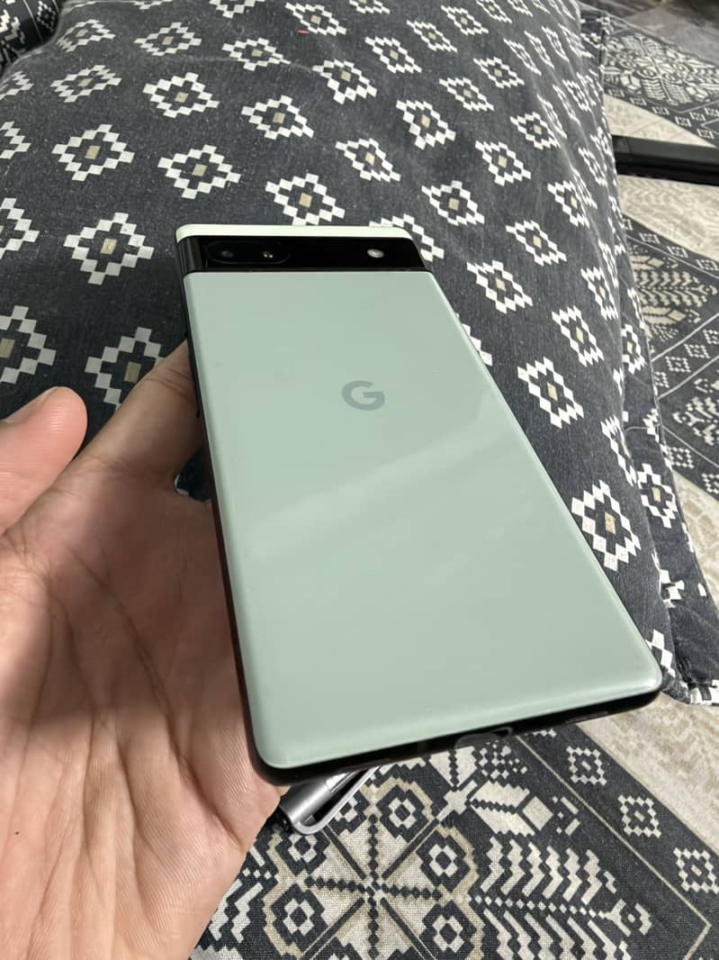 Pixel 6a 3