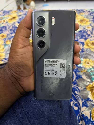 Tecno CAMON 40 Pro