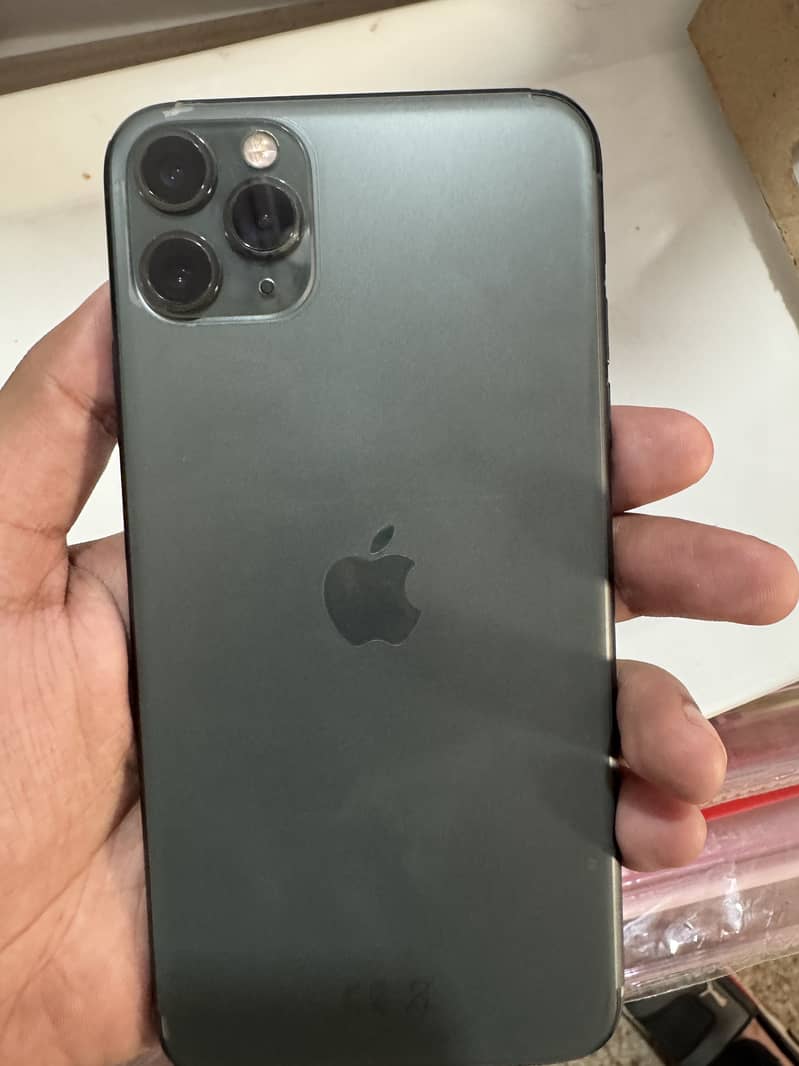 Apple iPhone 11 Pro Max 2