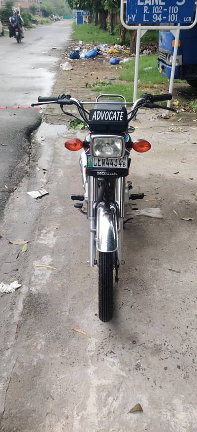Honda 125 2018 model just 16k driven