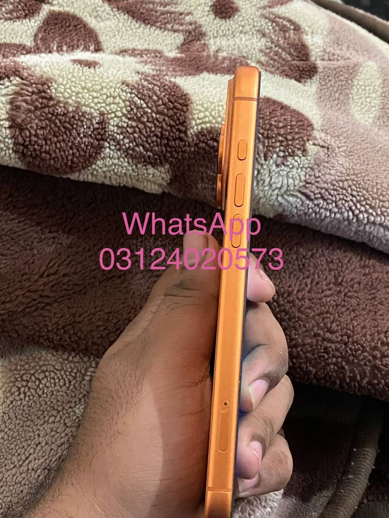 Apple iPhone 17 Pro Max 1