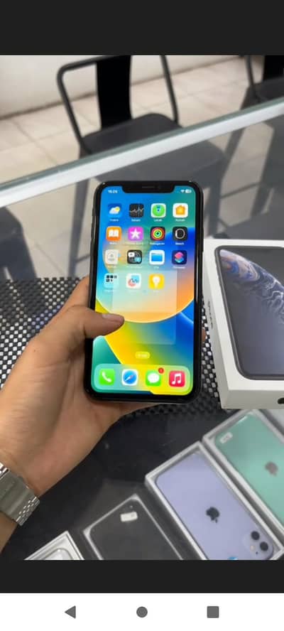i phone xr NON PTA 128 GB
