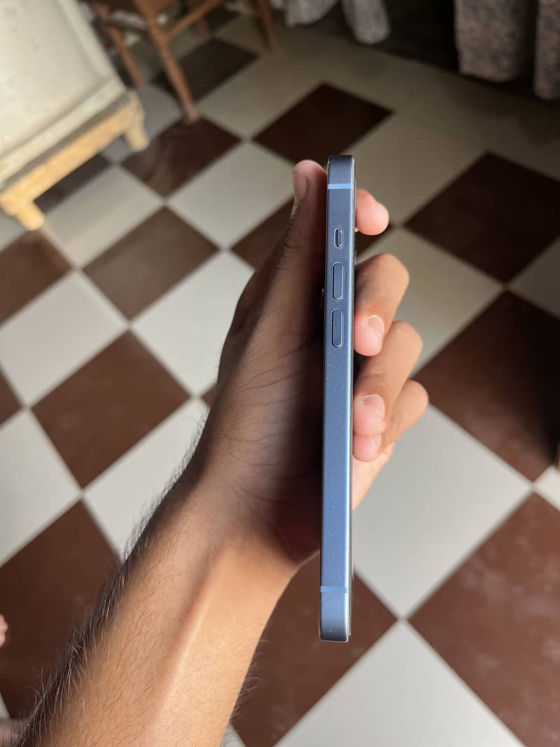 Apple iPhone 14 1