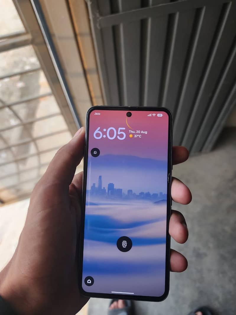 Google Pixel 8 1