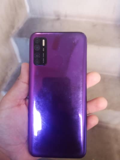 Infinix Smart 7= mamori 4+4=128 charge sat ha