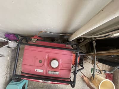 Daishin Generator Powered by Honda