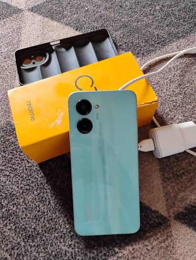 Realme C33 4/64 with box and charger condition 10/10