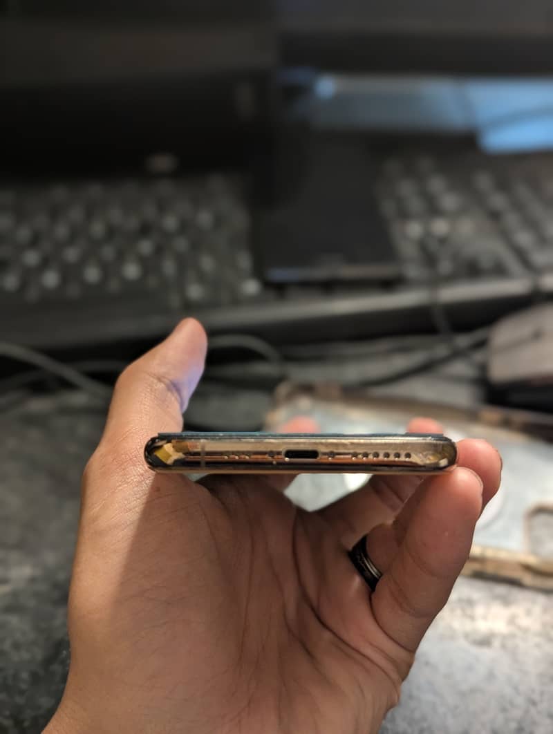Apple iPhone 11 5