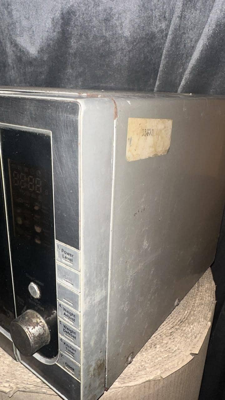 Dawlance microwave 3