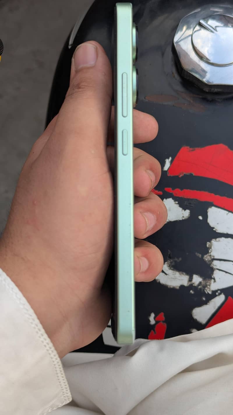 Xiaomi Redmi Note 13 2