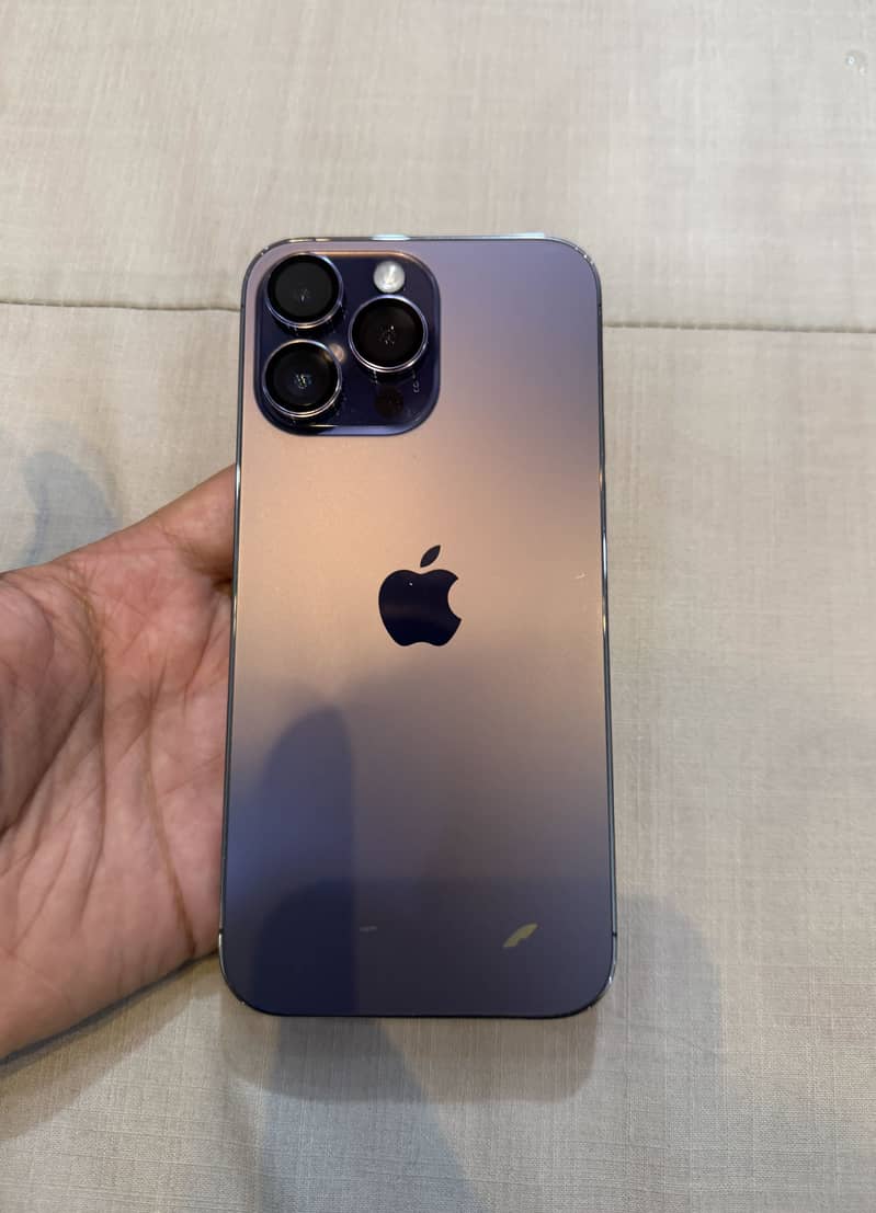 Iphone 14 pro max 1