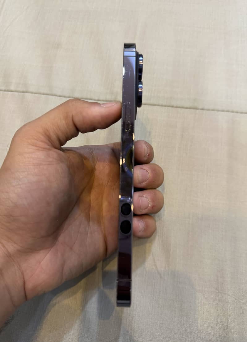 Iphone 14 pro max 2