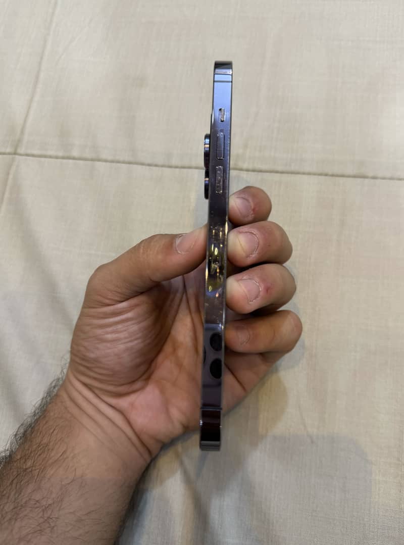 Iphone 14 pro max 3