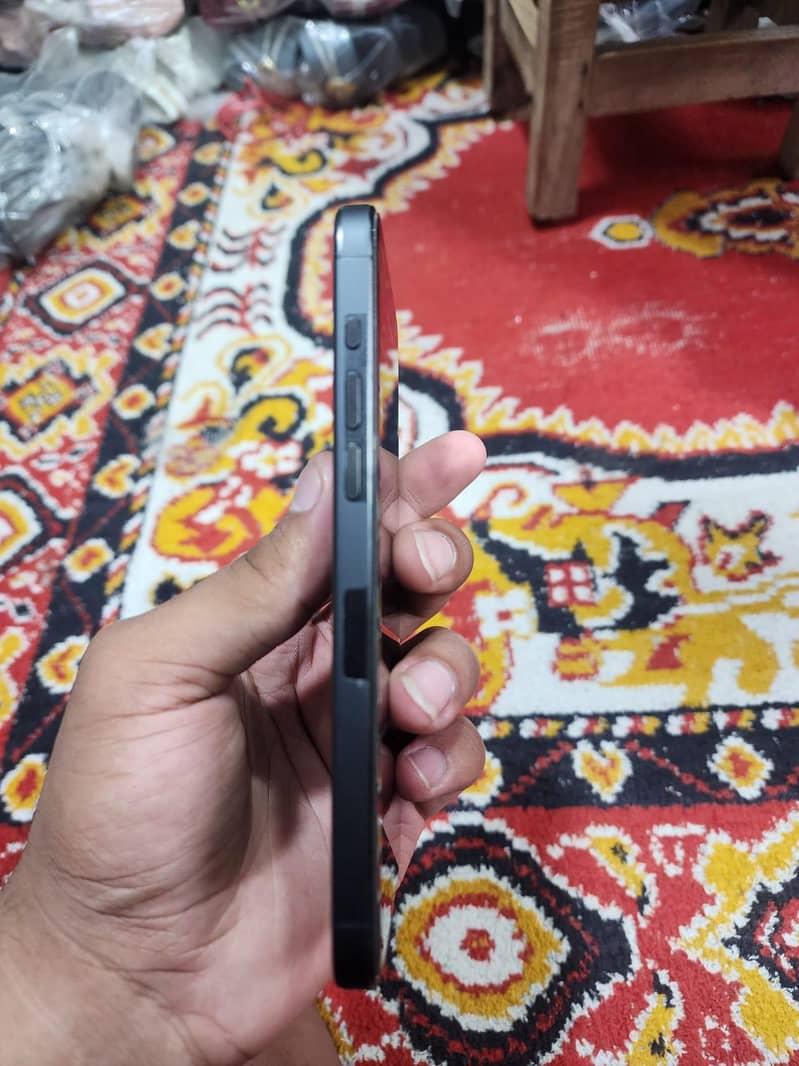 Iphone 15 pro max 3