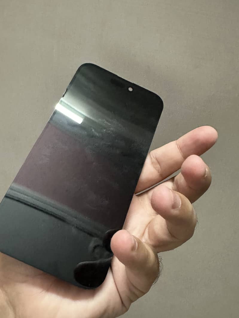 Apple iPhone 14 Pro Max 1