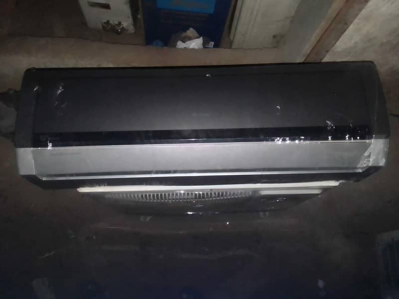 split Ac 0