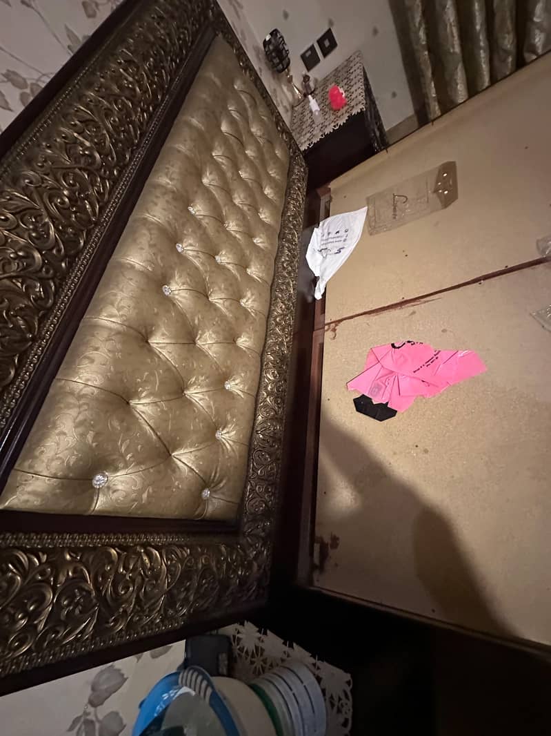 bedset with side tables with mattress 3