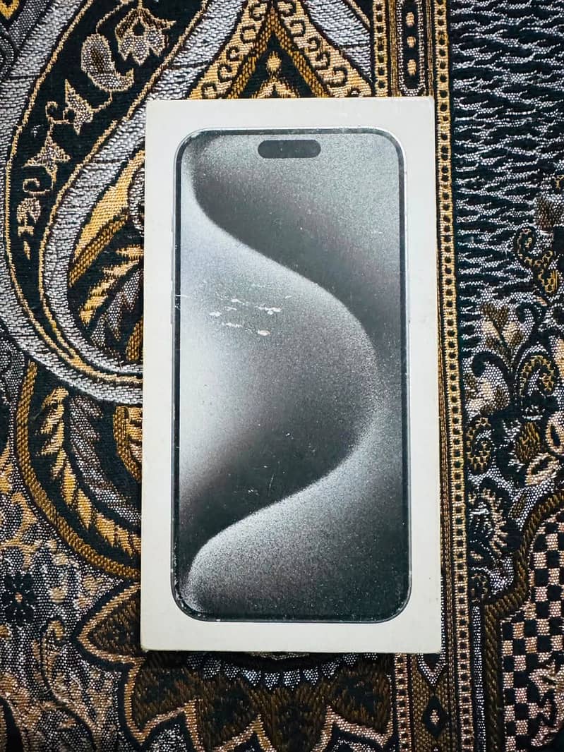 Apple iPhone 15 pro max 5