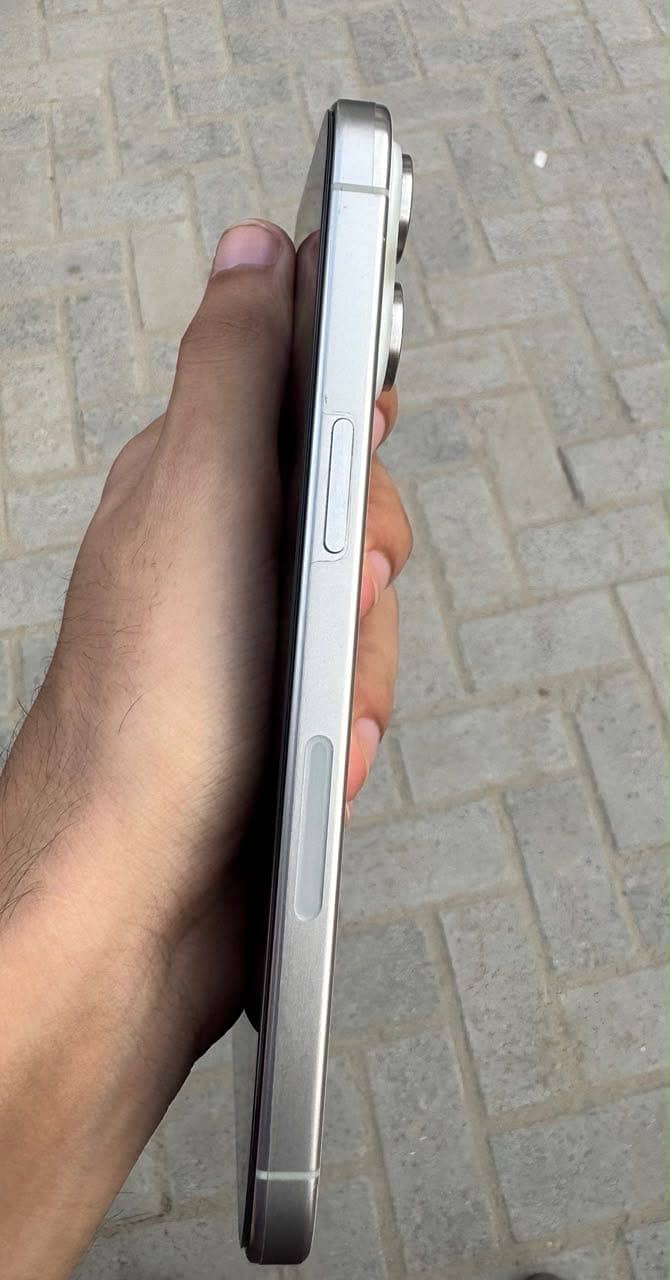 Apple iPhone 15 pro max 7