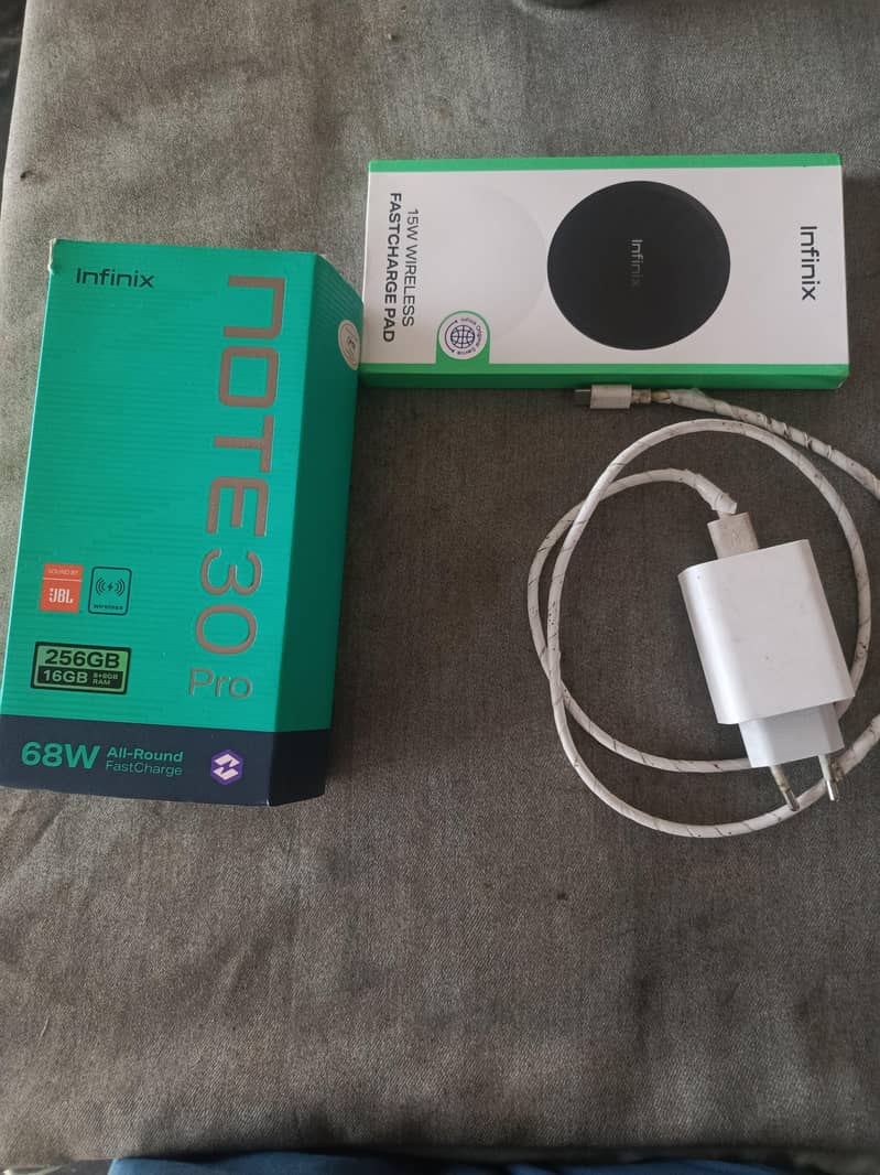 Infinix Note 30 Pro 4