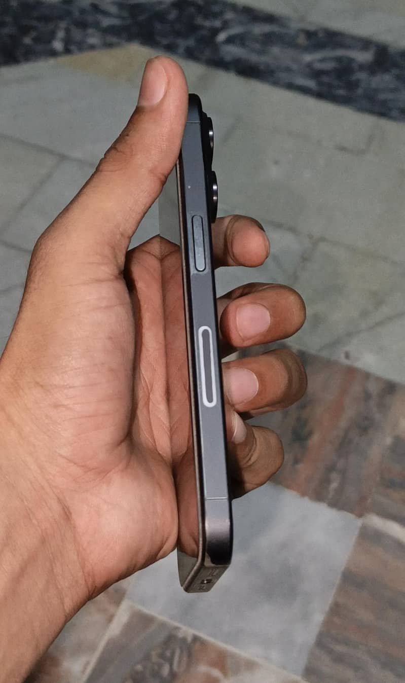 iphone 15 pro 1