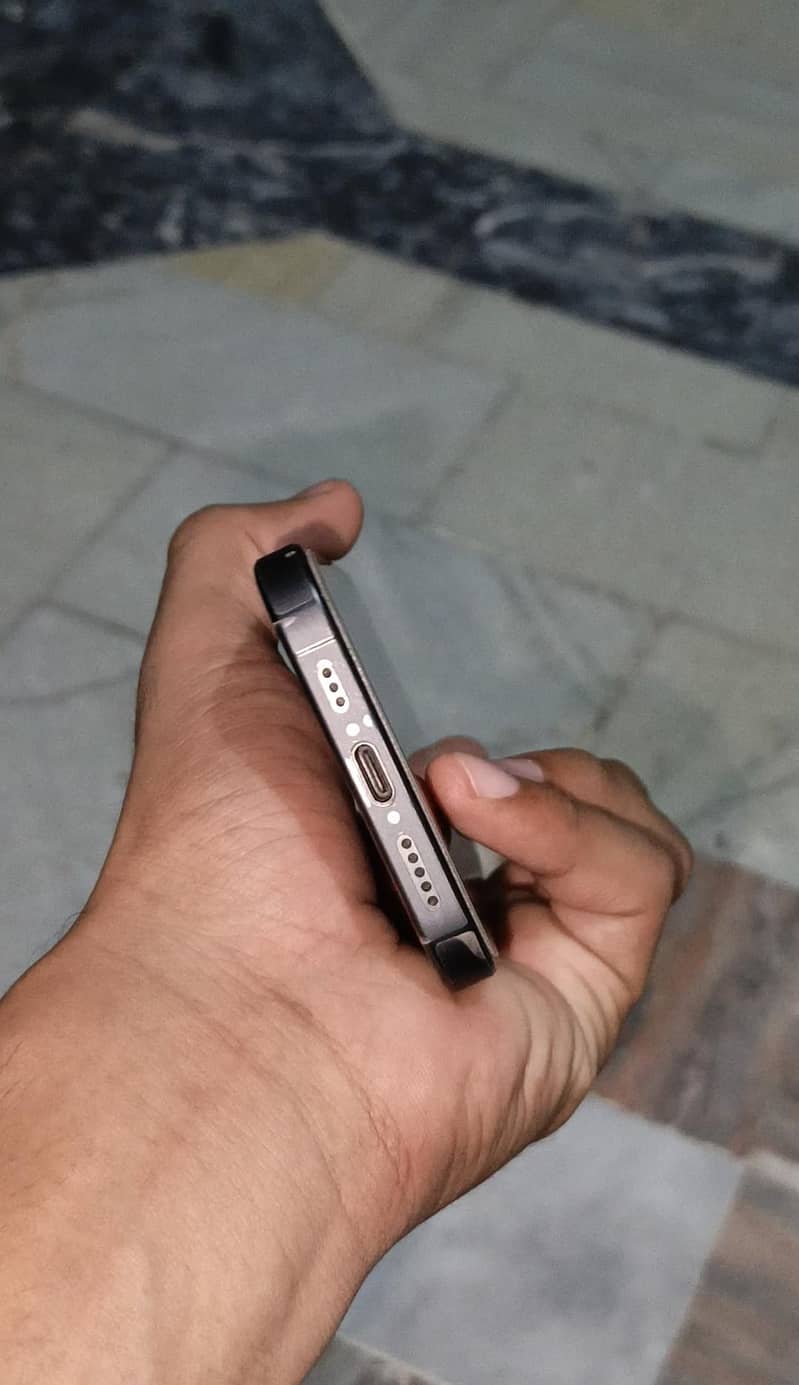 iphone 15 pro 3