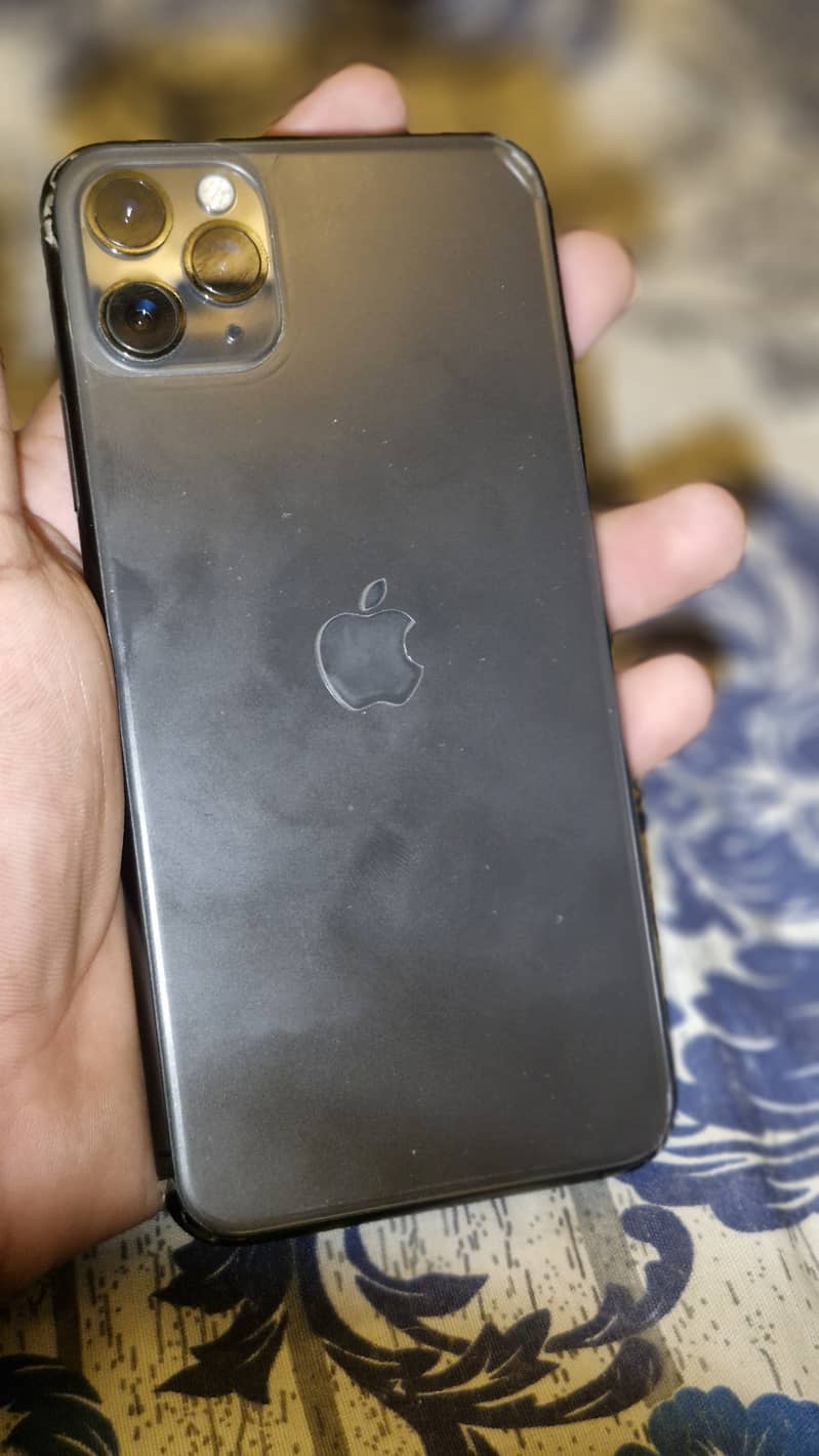 Apple iPhone 11 Pro Max 5