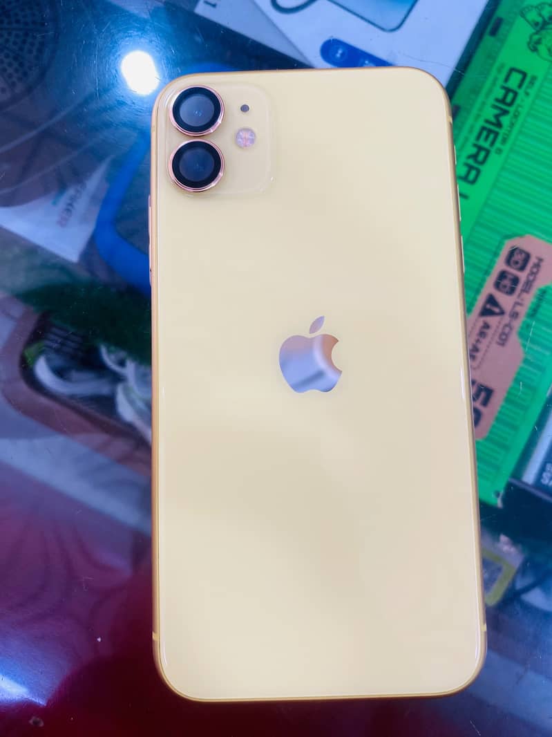 Apple iPhone 11 3