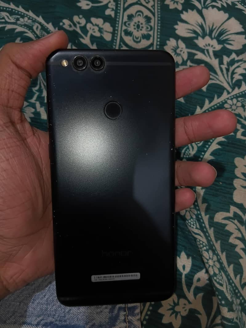 Honor 7X 1