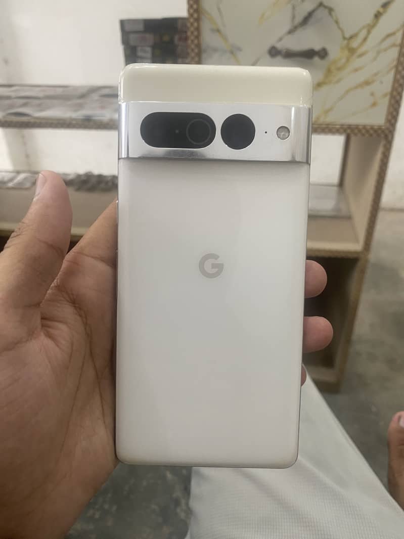 Google Pixel 7 Pro 4