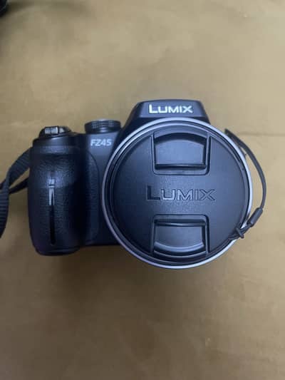 Panasonicw Lumix FZ45 Digital Camera