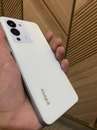 Infinix Note 12