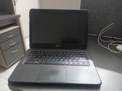 Dell 7th Generation Core i3 - Latitude 3300