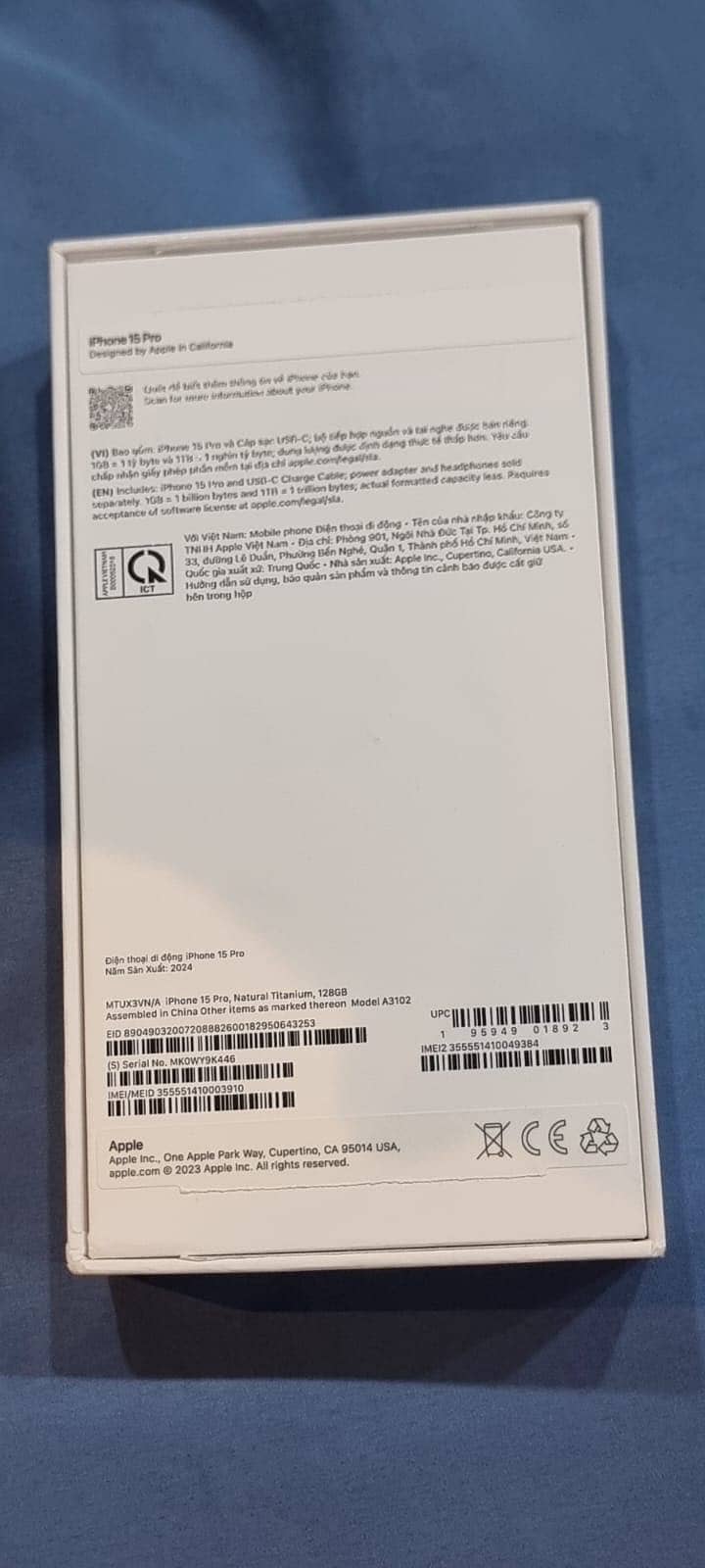 Apple iPhone 15 Pro (Scratch-less) 9