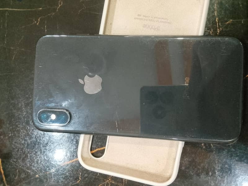 Apple iPhone X 0