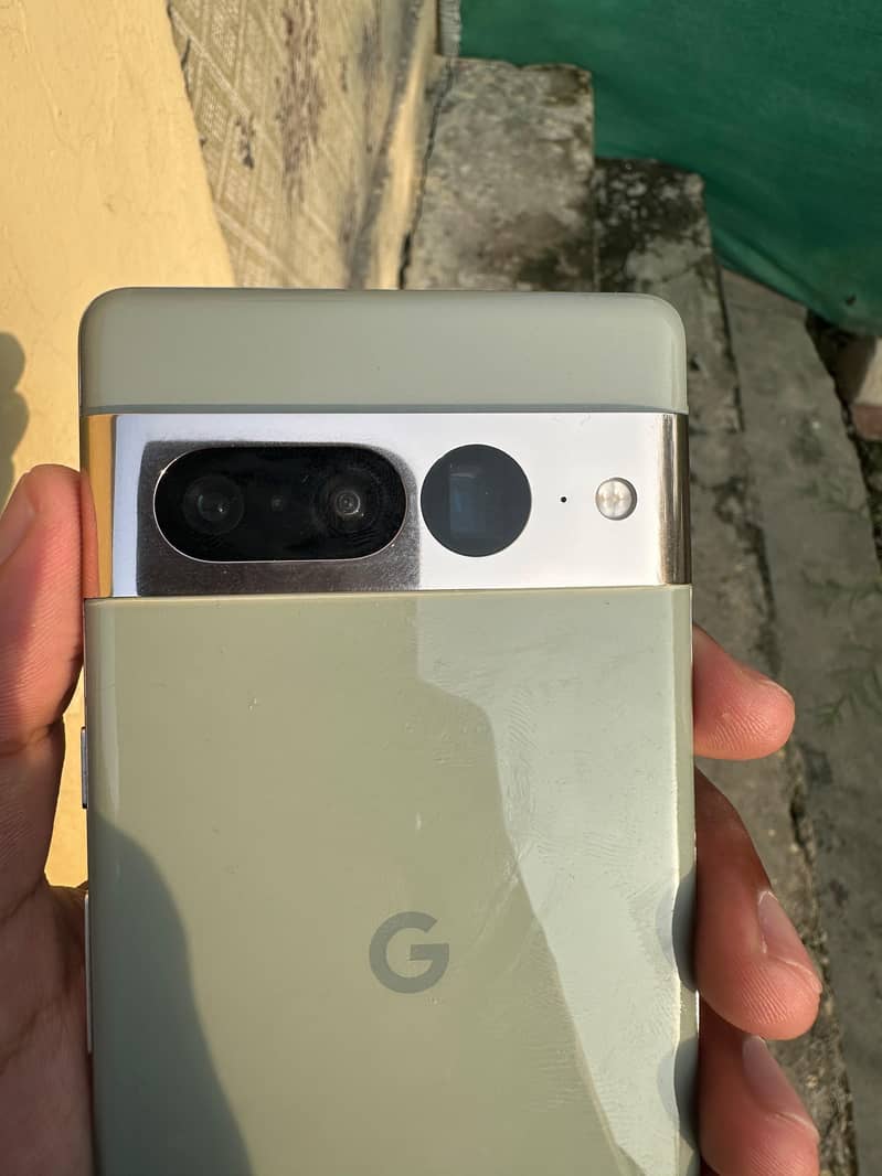 Google Pixel 7 Pro 6