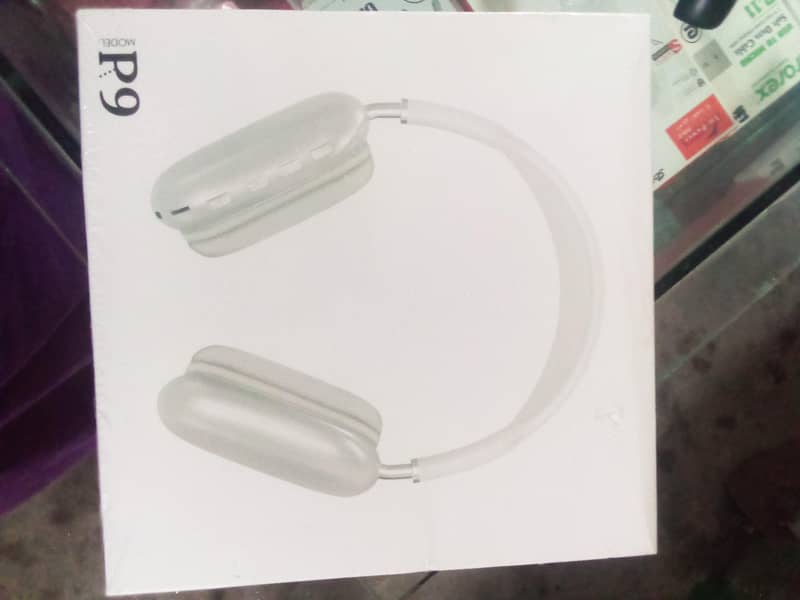 Headphone 0